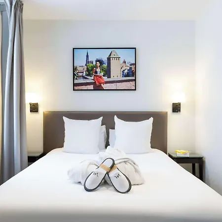 מלון Mercure Centre Petite France