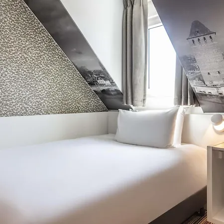מלון Mercure Centre Petite France 3*